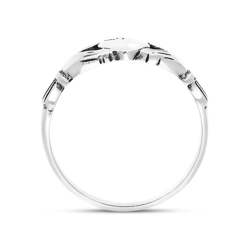 18ct White Gold Claddagh Ring