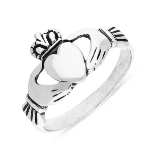 9ct White Gold Claddagh Ring