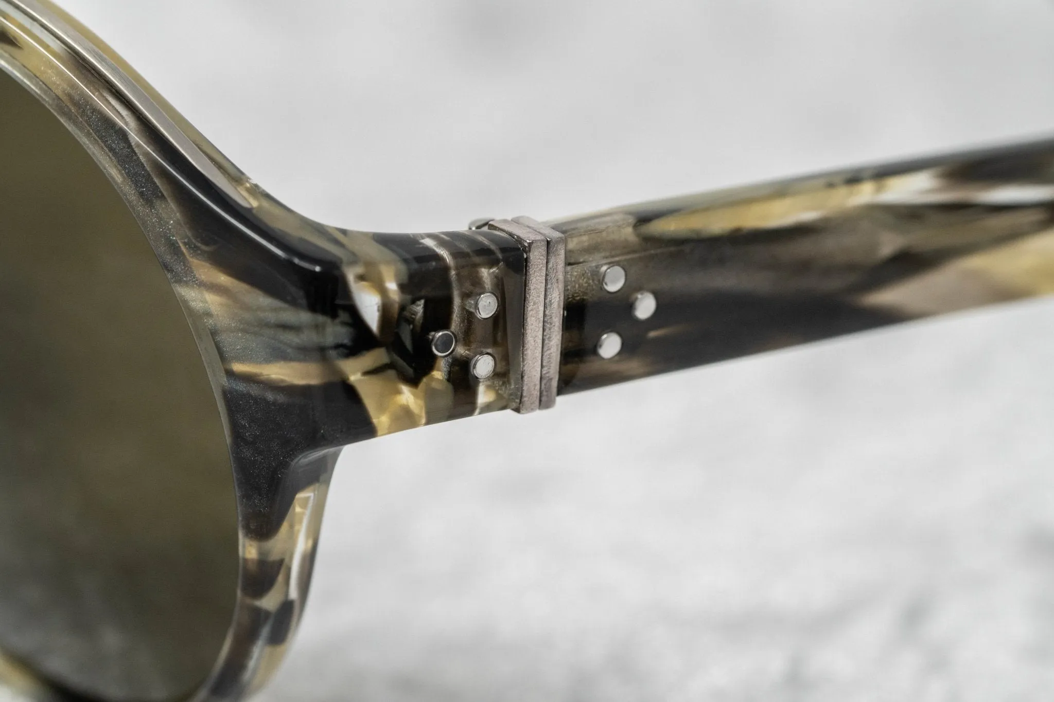 Ann Demeulemeester Ladies Sunglasses Round Hornet and Green AD45C3SUN