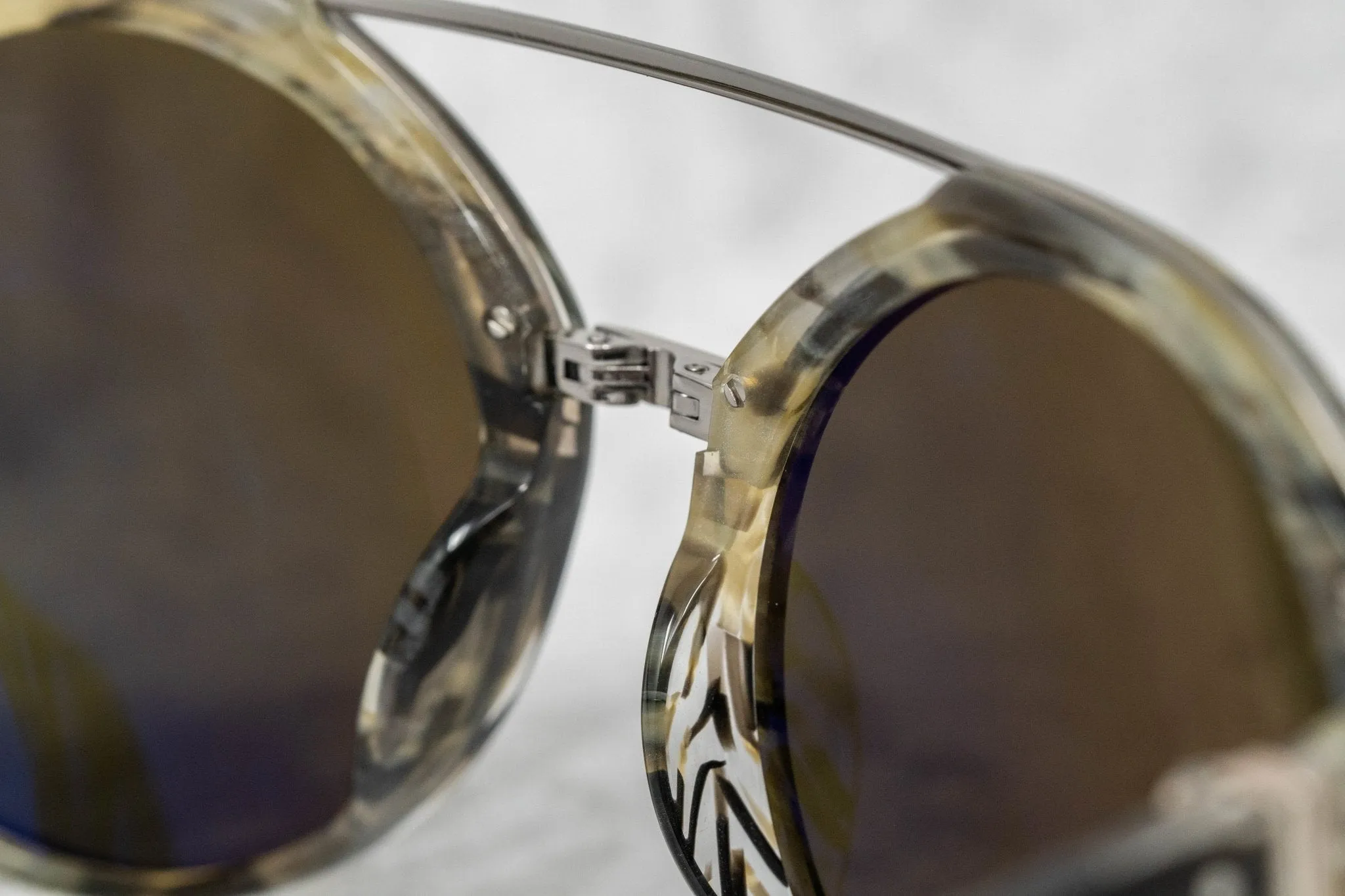 Ann Demeulemeester Ladies Sunglasses Round Hornet and Green AD45C3SUN