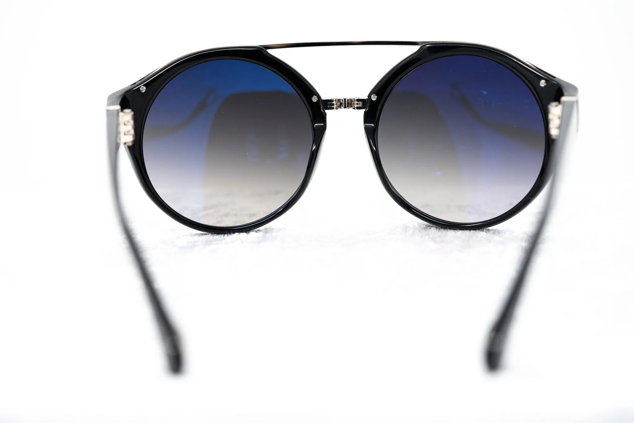 Ann Demeulemeester Sunglasses Round Black and Grey Graduated AD45C1SUN