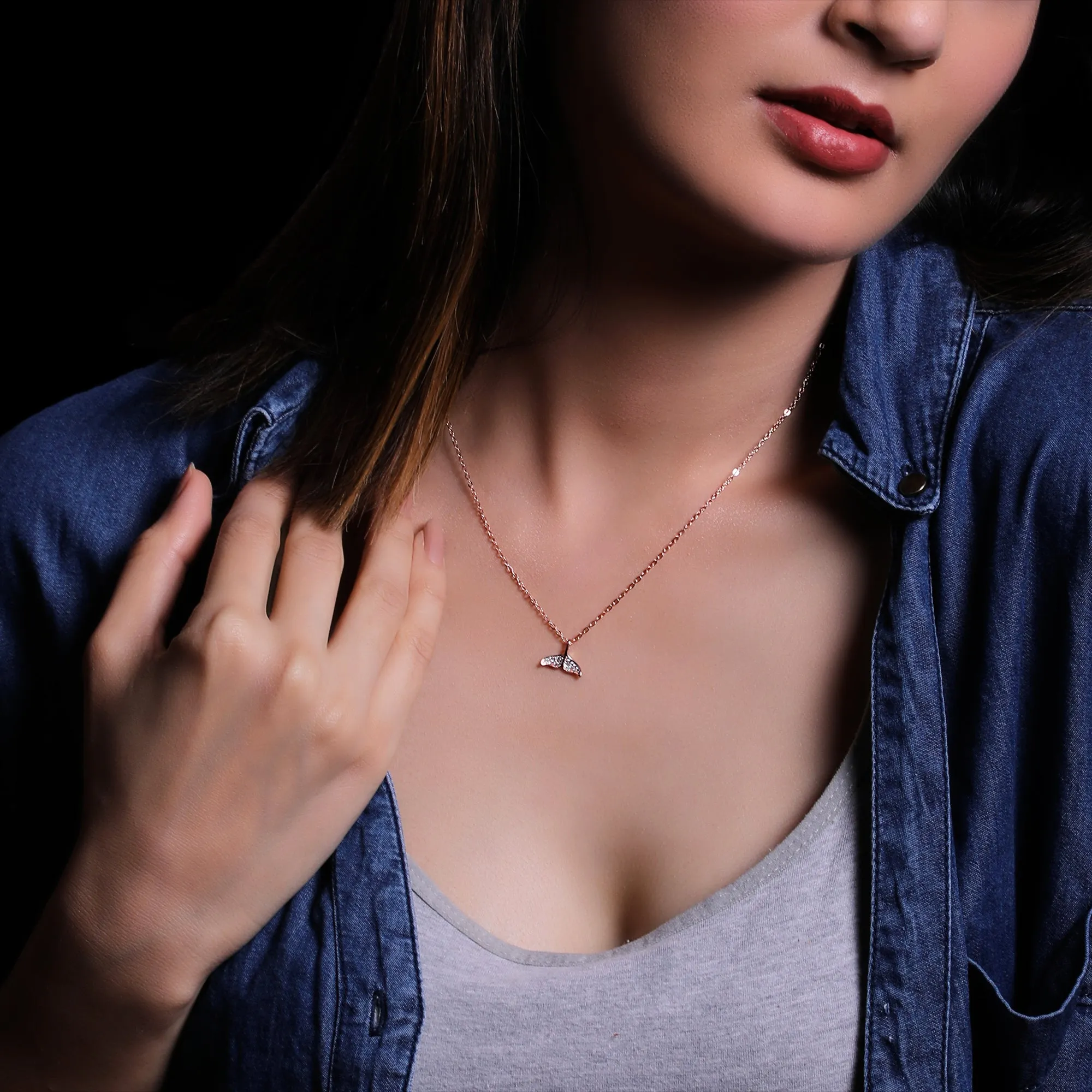 Anushka Sharma Rose Gold Dolphin Tail Necklace with Link Chain Giva