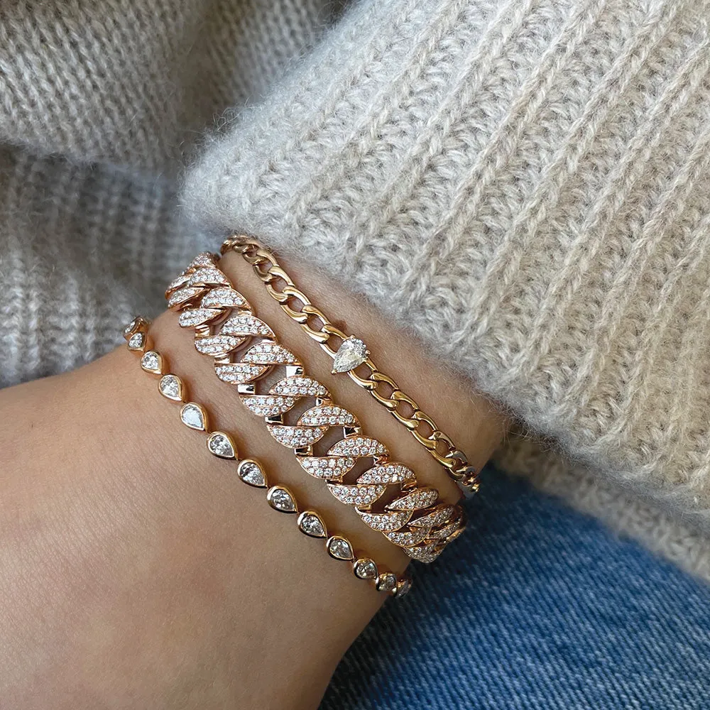 CHAIN BRACELET WITH PEAR DIAMOND CENTER Anita Ko