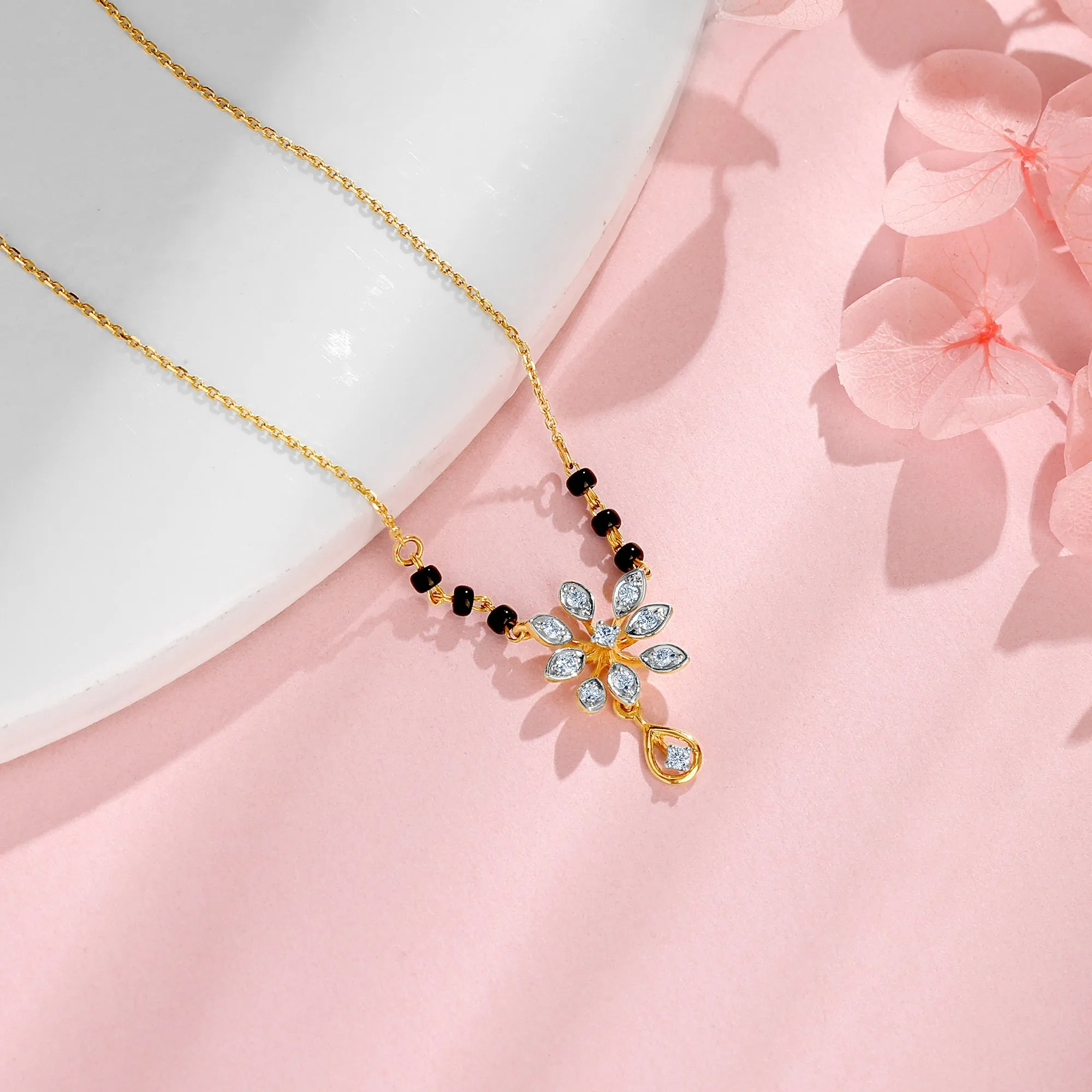 Gold Bloomy Diamond Mangalsutra Giva
