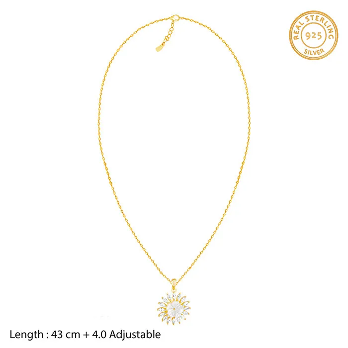 Golden Daisy Affair Pendant with Link Chain Giva