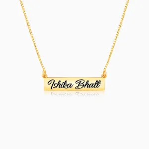 Golden Engraved Pendant with Box Chain Giva