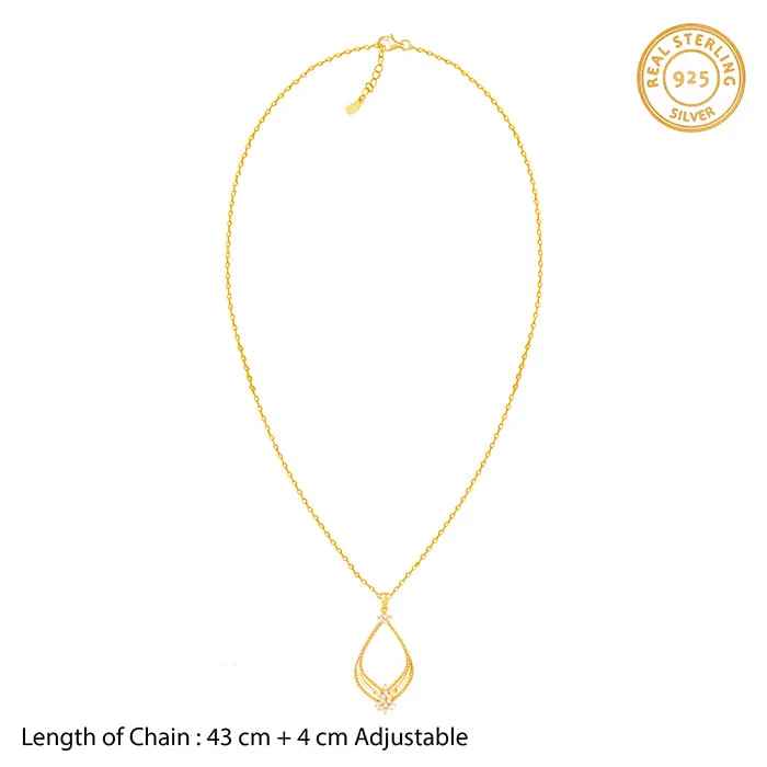 Golden Princess Pendant With Link Chain Giva