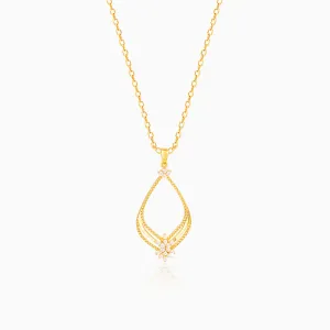 Golden Princess Pendant With Link Chain Giva