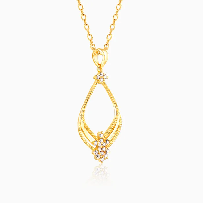 Golden Princess Pendant With Link Chain Giva
