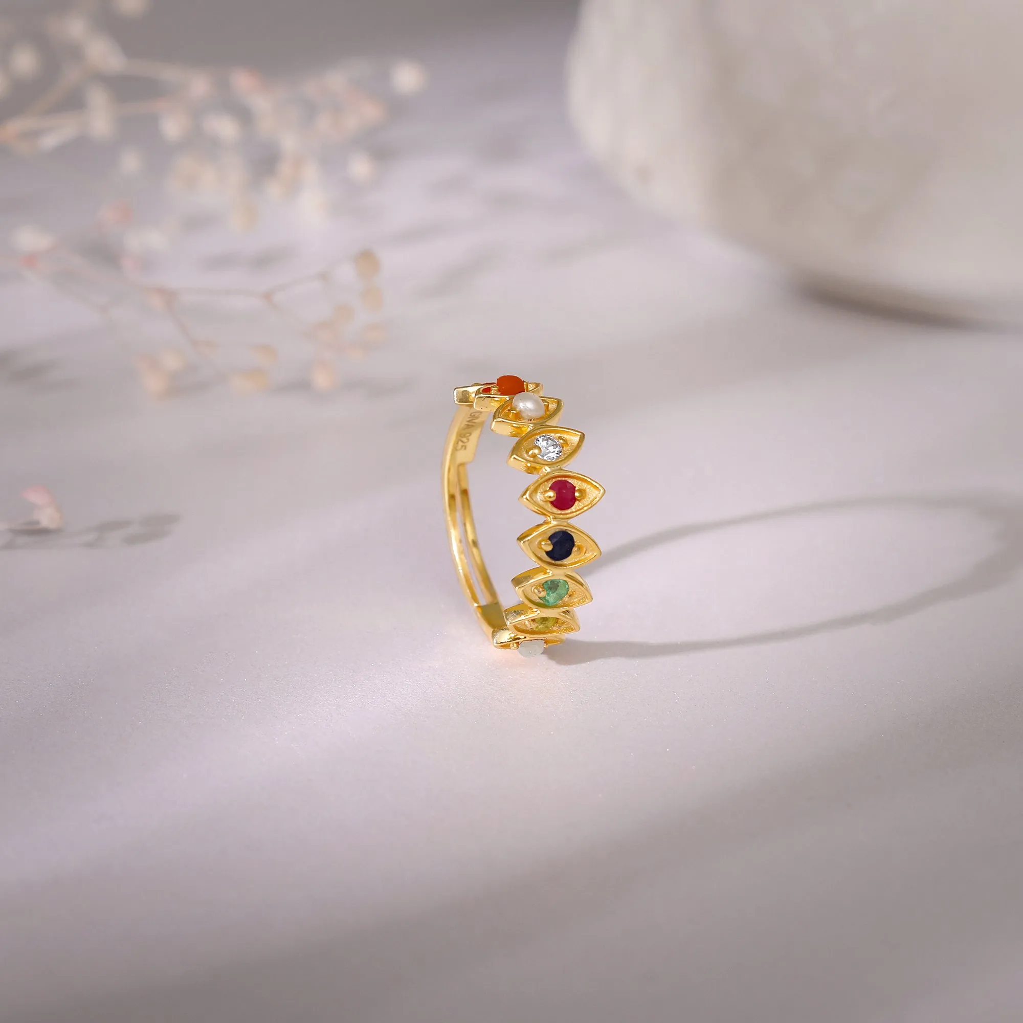Golden Radiant Shine Ring Giva