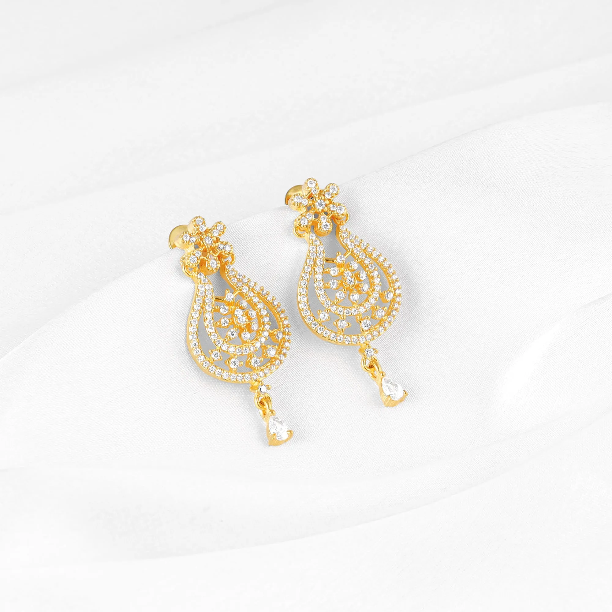 Golden Roohi Chandbali Earrings Giva