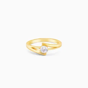 Golden Sacra Ring Giva