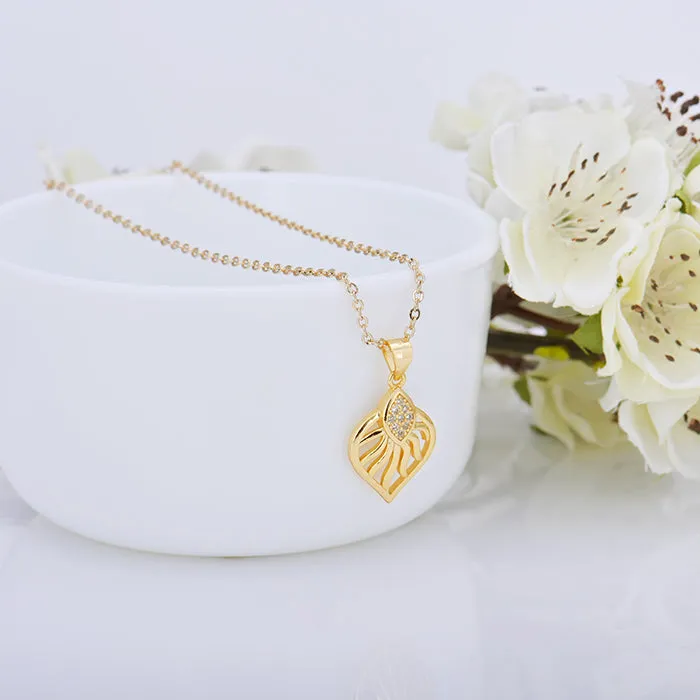 Golden Sun Leaf Pendant With Link Chain Giva