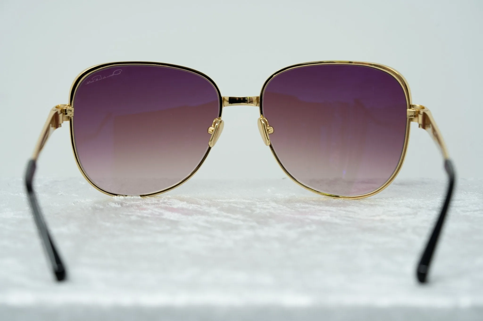 Oscar De La Renta Sunglasses Oversized Gold and Purple