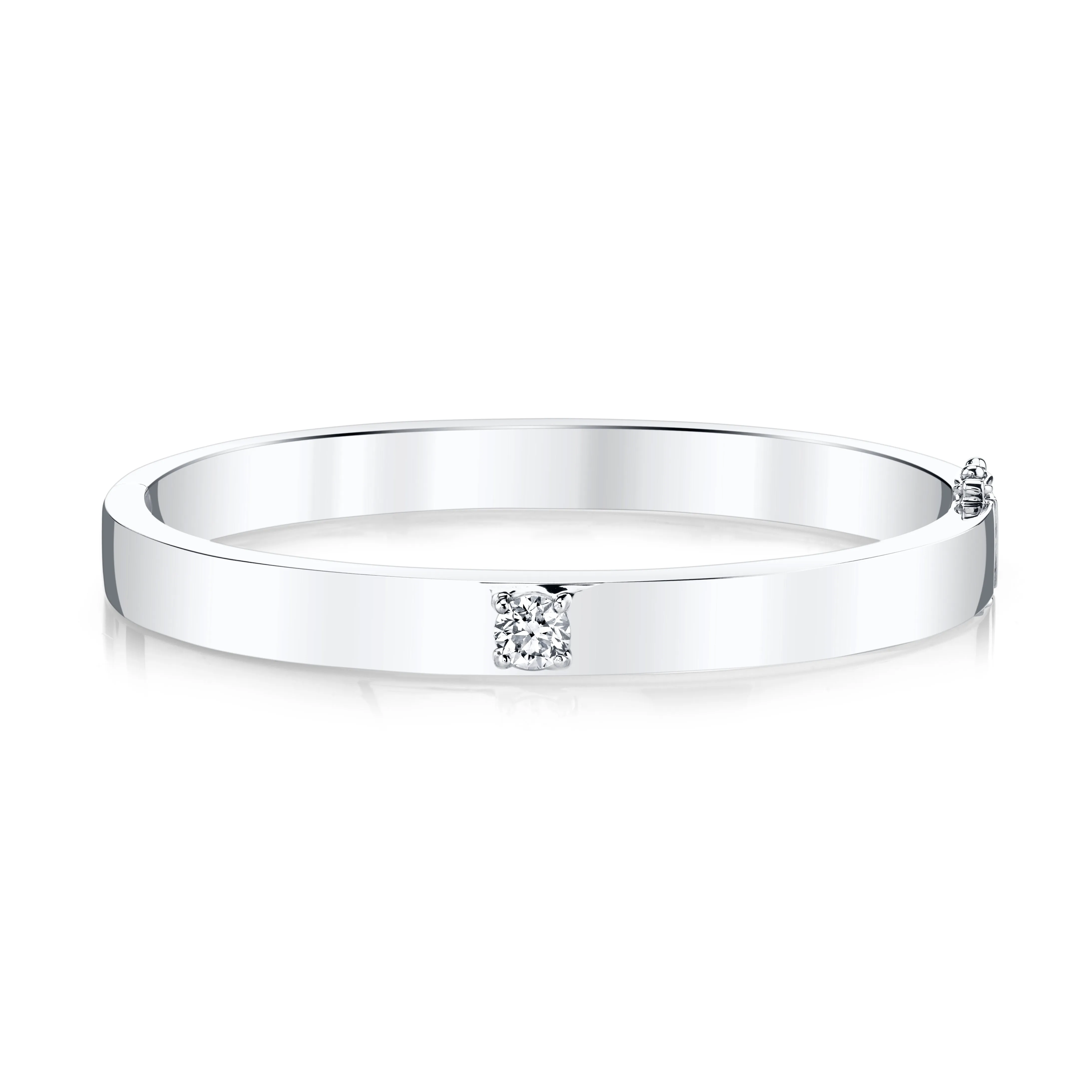 OVAL BRACELET WITH ONE ROUND DIAMOND Anita Ko