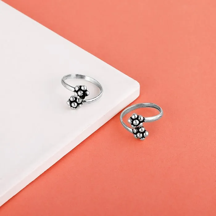 Oxidised Silver Floral Beaded Toe Rings Giva