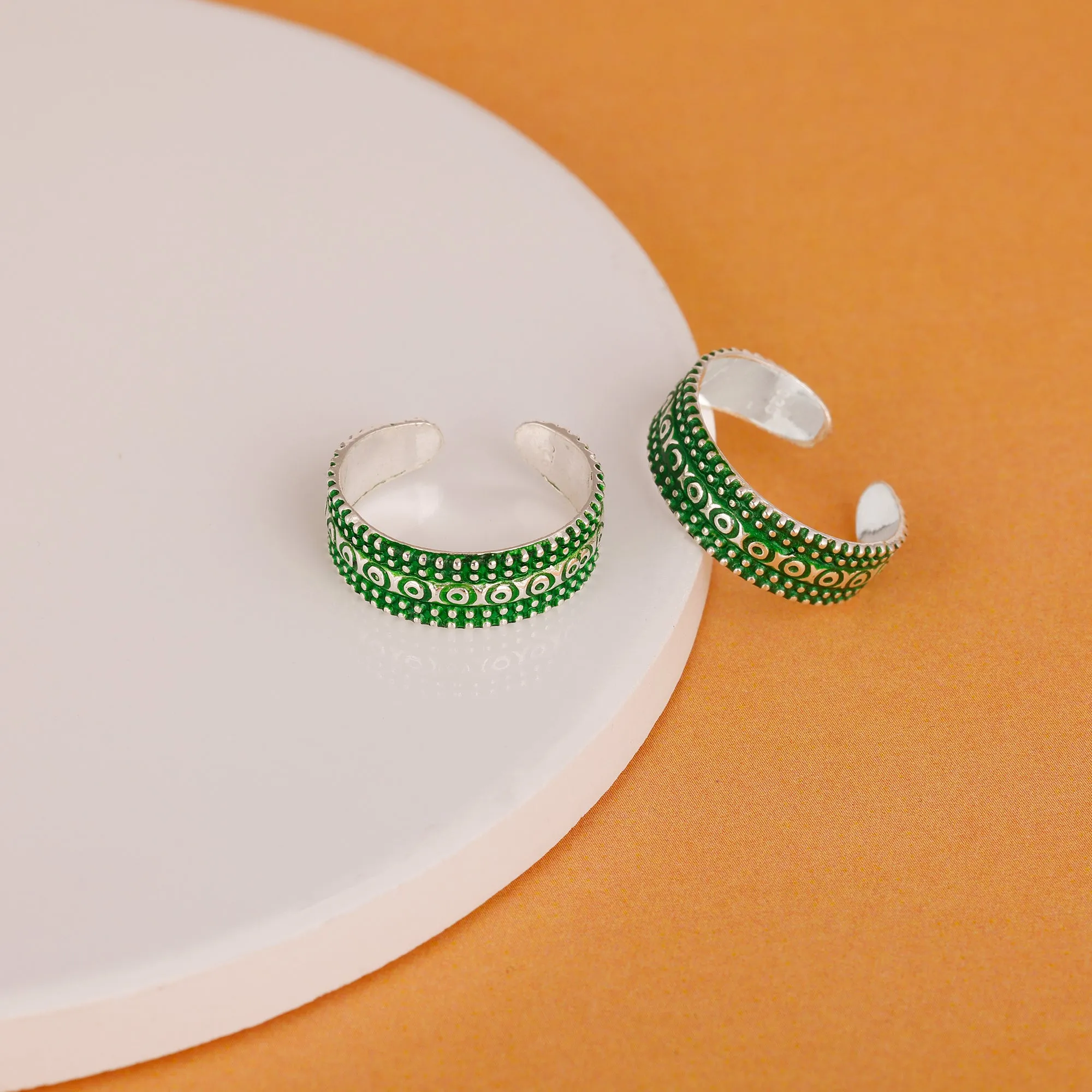 Oxidised Silver Green Glory Toe Rings Giva