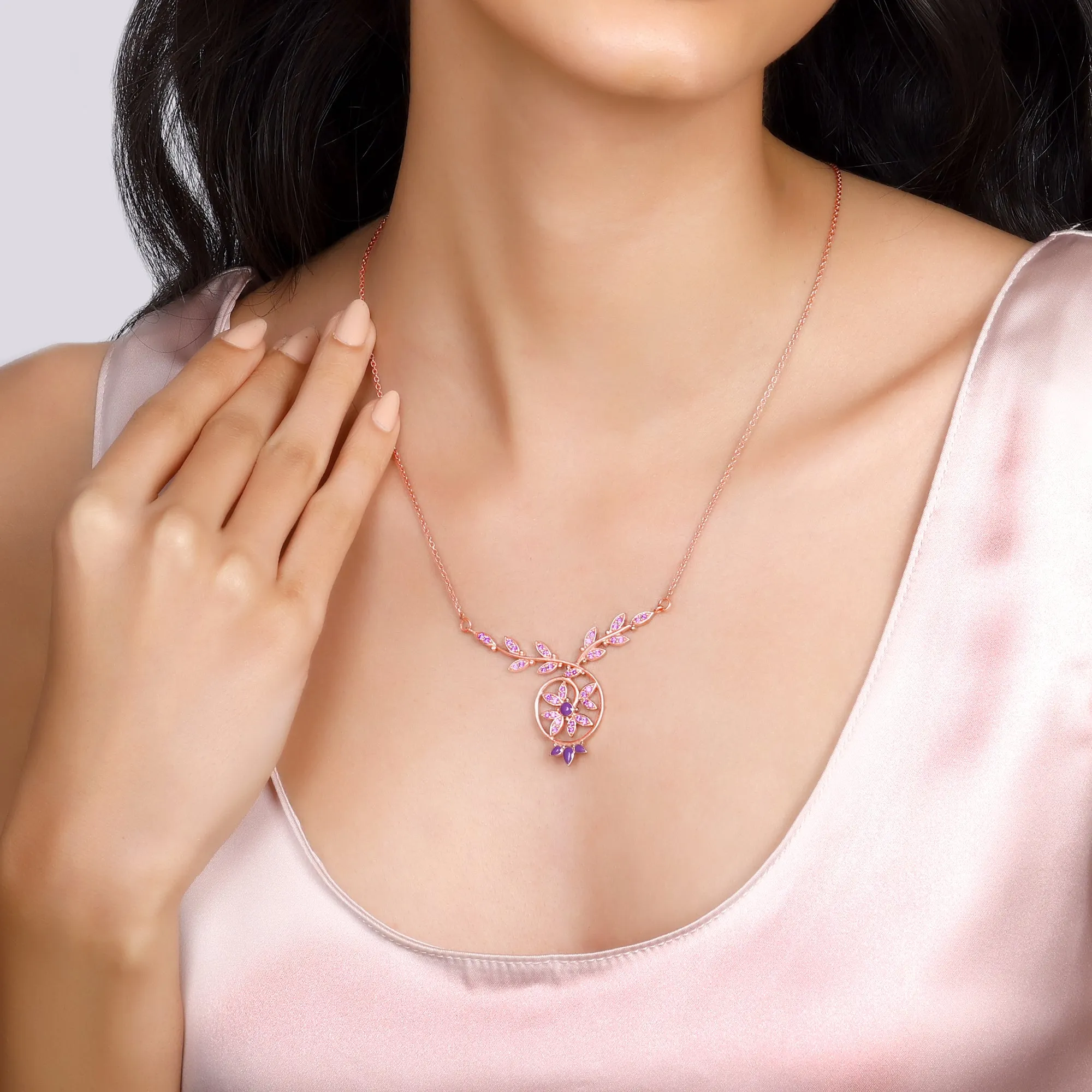 Rose Gold French Beauty Necklace Giva