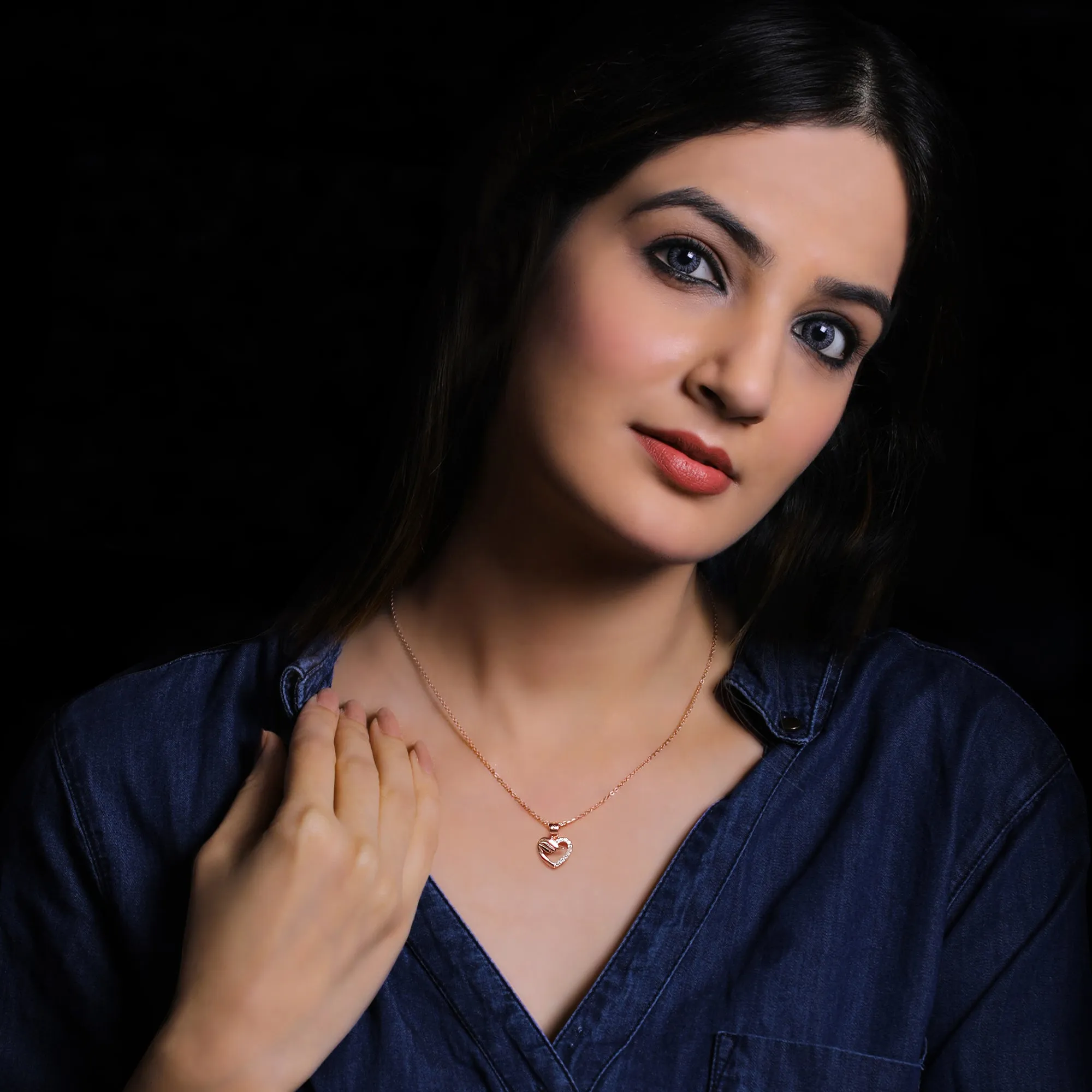 Rose Gold Winged Heart Pendant with Link Chain Giva