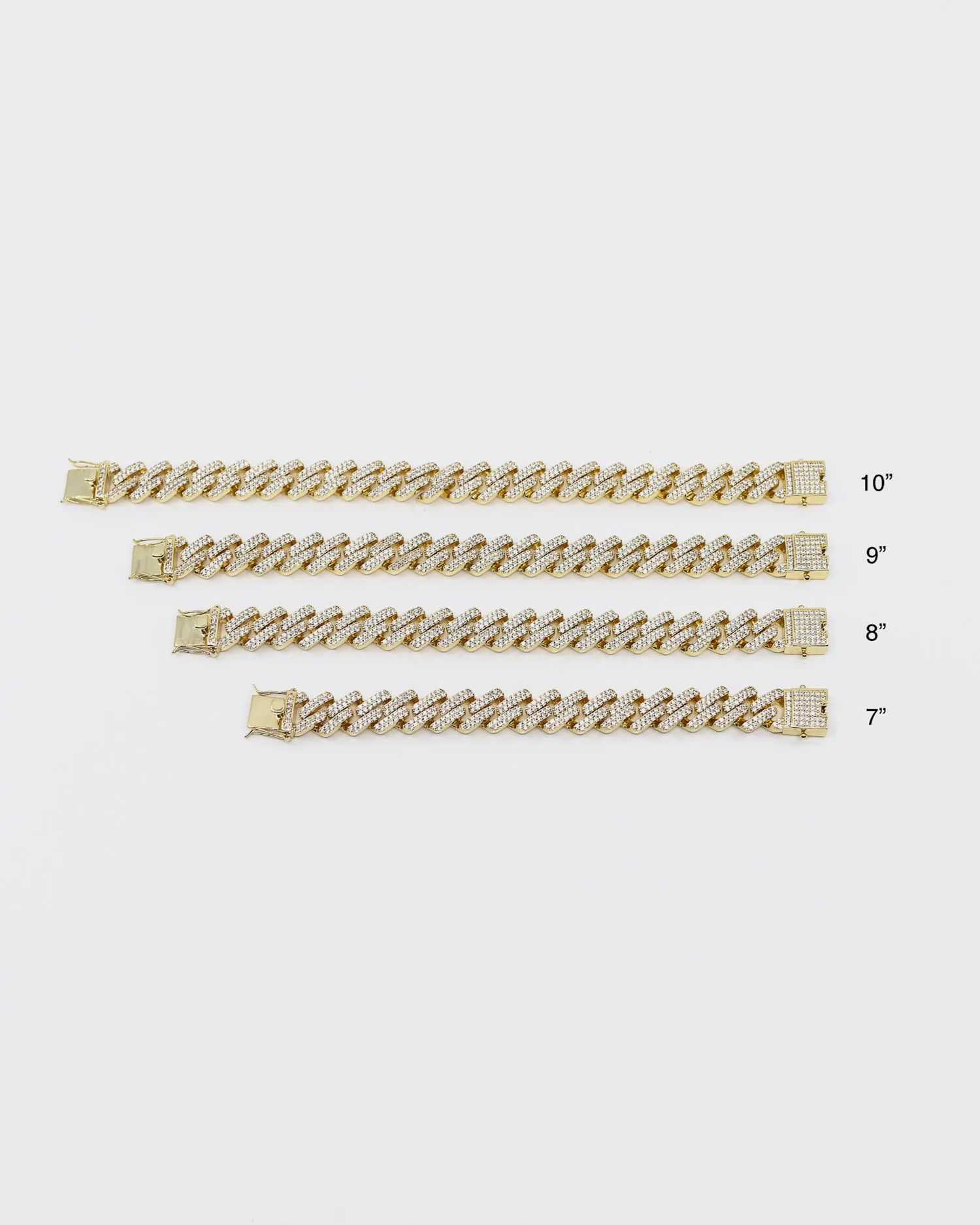 Saint Morta Interlink Bracelet 7" Iced Gold