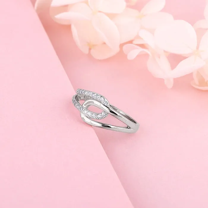 Silver Convergence Ring Giva