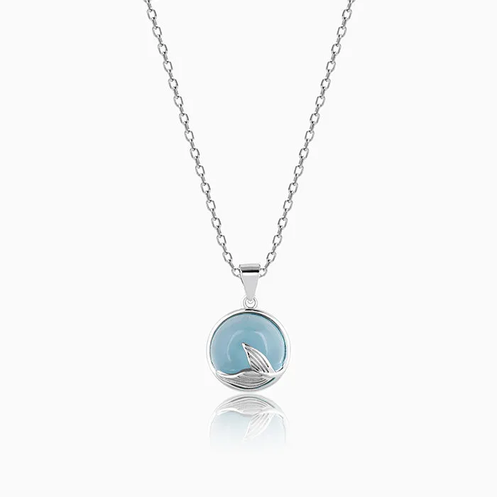 Silver Gleaming Blue Fish Tail Pendant with Link Chain Giva