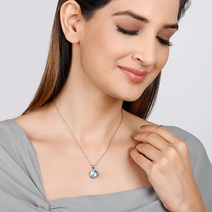 Silver Gleaming Blue Fish Tail Pendant with Link Chain Giva