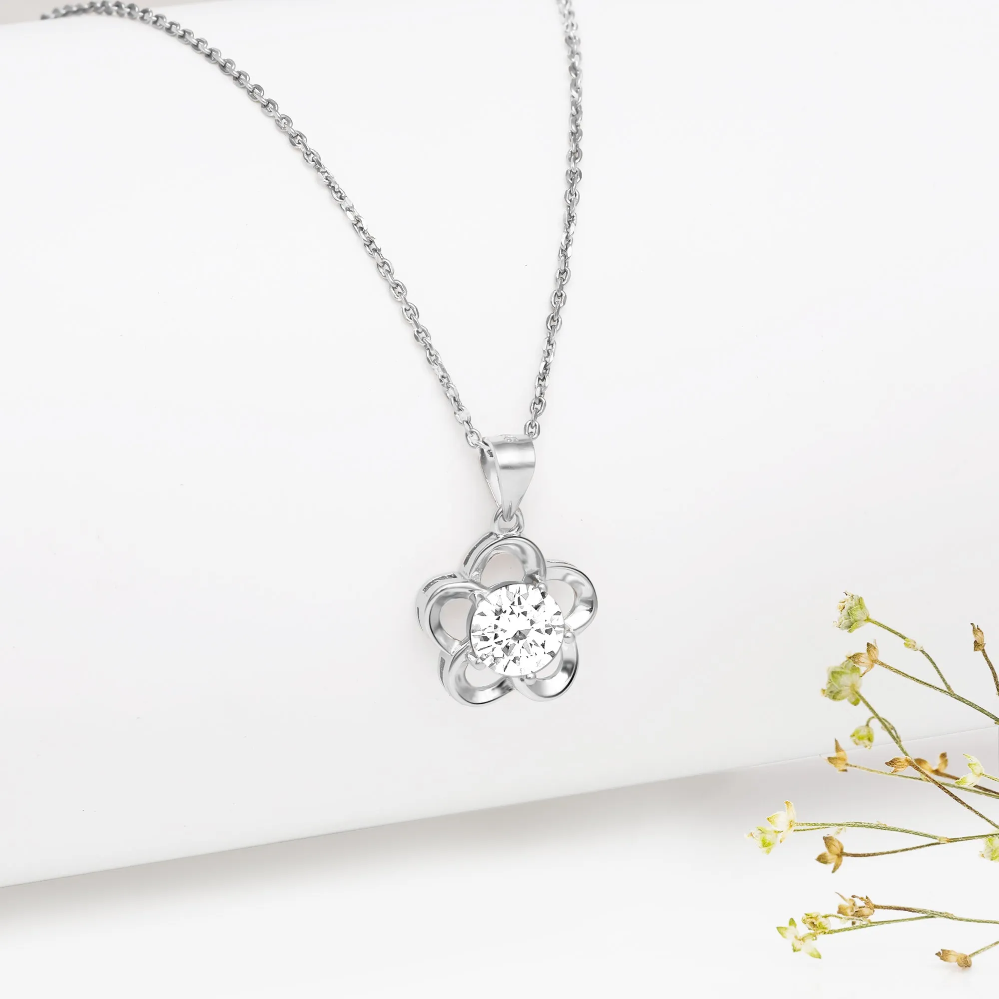 Silver Shimmering Bloom Pendant With Link Chain Giva