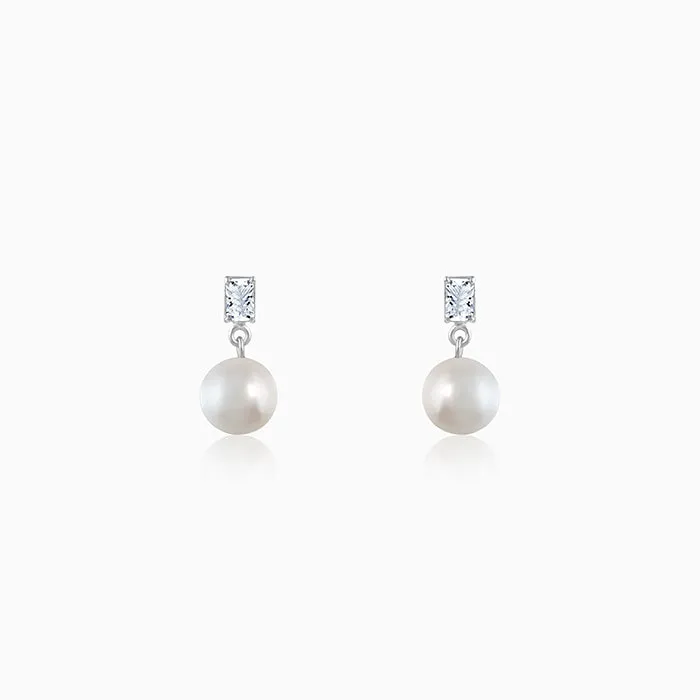 Silver Shining Pearl Earrings Giva