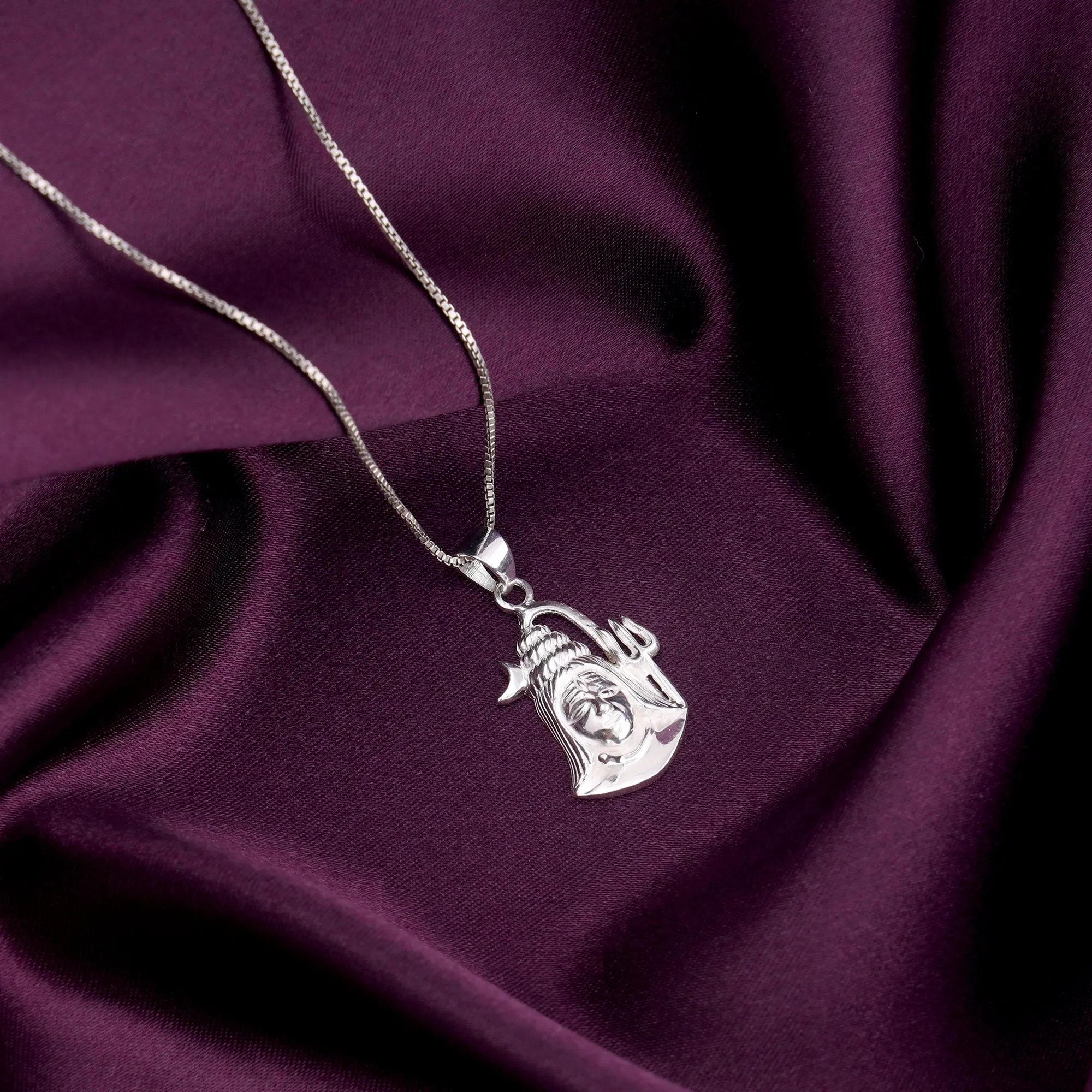 Silver Shiva Pendant with Box Chain Giva