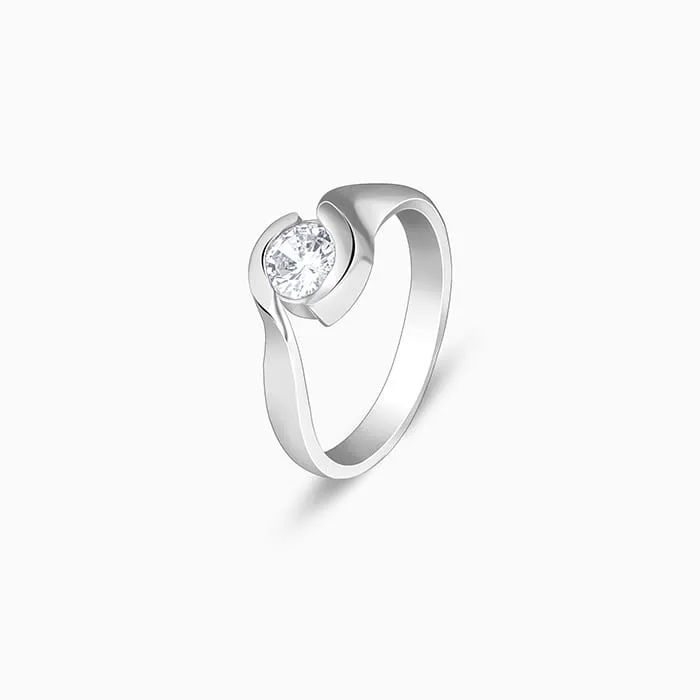 Silver Solitaire Twist Ring Giva