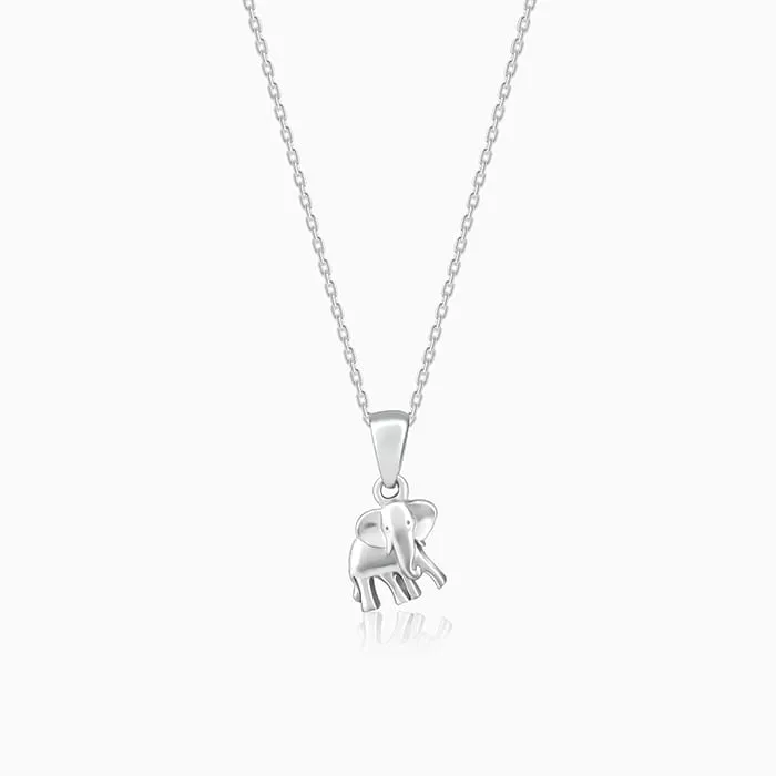 Silver Tusker Pendant With Link Chain Giva