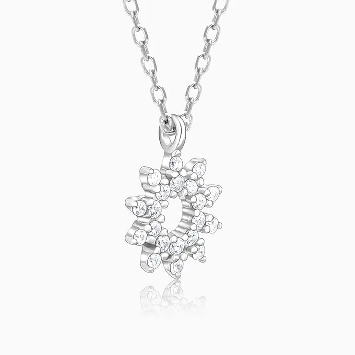 Sliver Sparkling Floral Pendant With Link Chain Giva