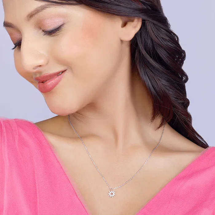 Sliver Sparkling Floral Pendant With Link Chain Giva