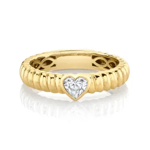 THIN ZOE RING WITH DIAMOND HEART CENTER Anita Ko